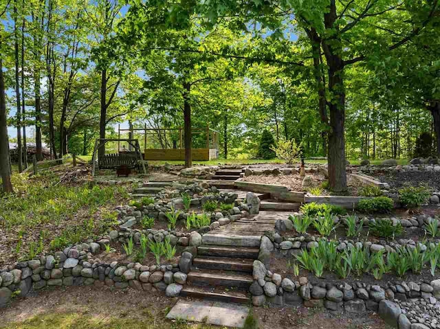 10370 Boyne City Rd, Charlevoix, MI 49720 - view of yard