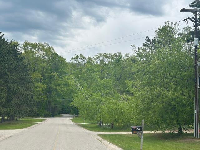 90 Sun Valley Dr, Harbor Springs, MI 49740