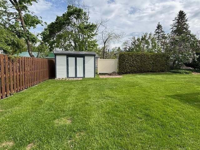 1020 Waukazoo, Petoskey, MI 49770 - view of yard
