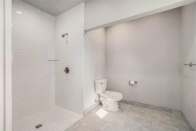 705 Maple Crk, Petoskey, MI 49770 - bathroom with a tile shower