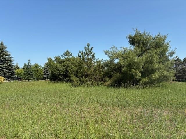 200 Pleasant Valley Dr, Harbor Springs, MI 49740
