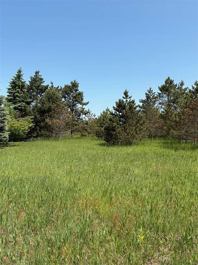 200 Pleasant Valley Dr, Harbor Springs, MI 49740