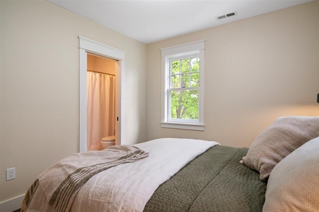 606 State St, Petoskey, MI 49770 - view of bedroom