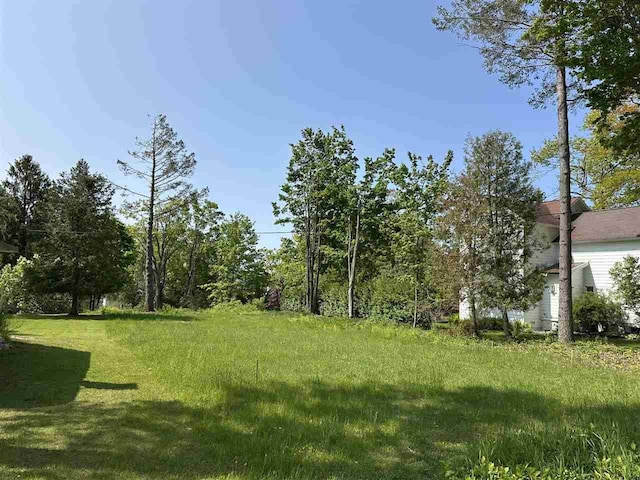 443 Summit St, Harbor Springs, MI 49740