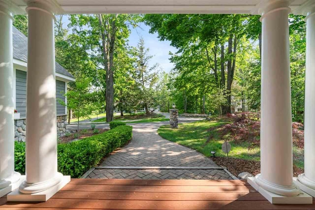 690 Woodhill Unit 6, Harbor Springs, MI 49740 - view of property's community