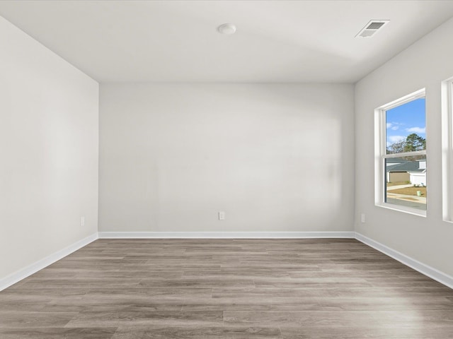 119 Martel Dr, Spartanburg, SC 29301 - empty room with wood finished floors and baseboards