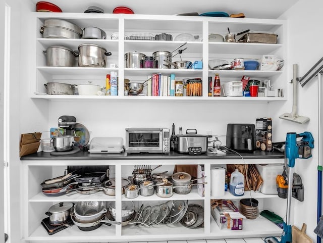 110 W King Ridge St, Gaffney, SC 29341 - view of pantry