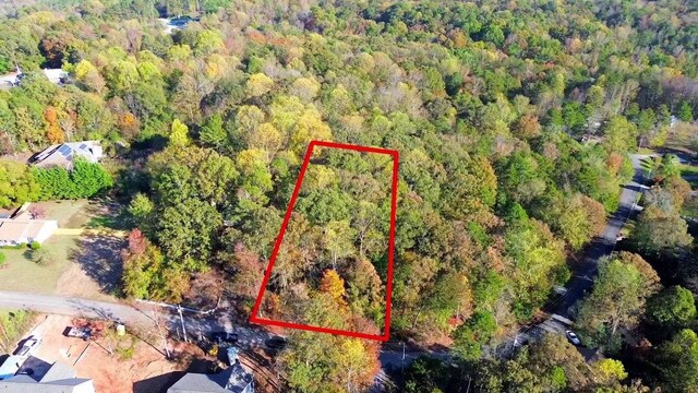 260 Cherokee Dr, Fair Play, SC 29643 - photo 1