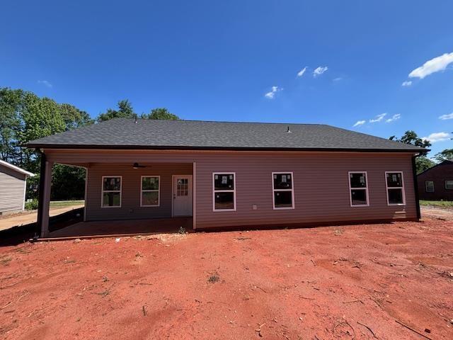 179 Cedar Ave, Wellford, SC 29385 - rear view of property