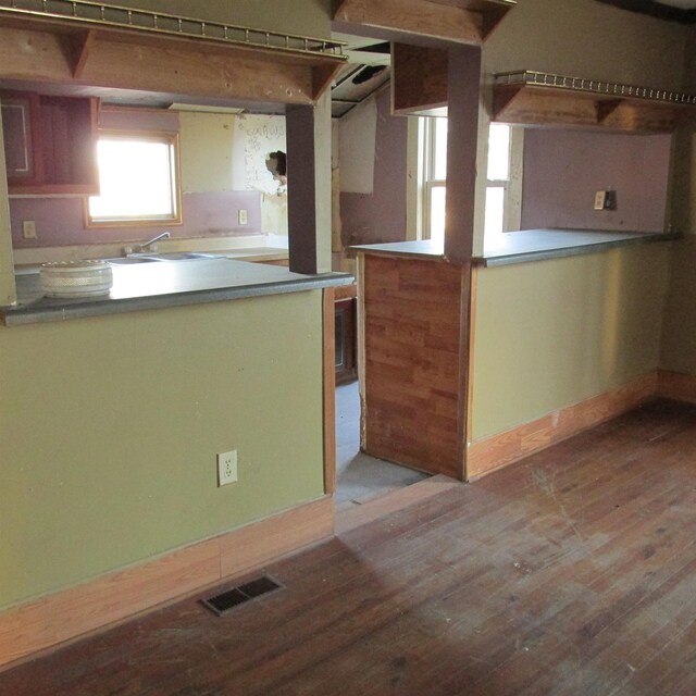 501 E Robinson St, Gaffney, SC 29340 - photo 8