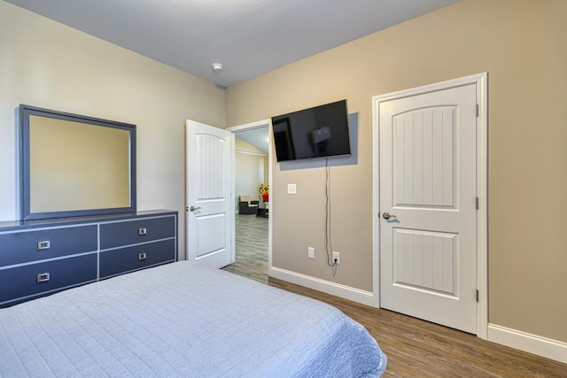 139 Floyd Meadow Dr, Inman, SC 29349 - bedroom featuring wood finished floors and baseboards