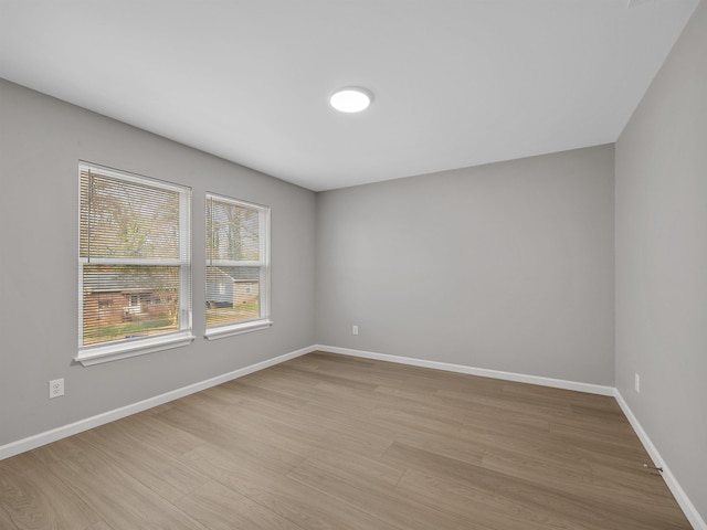 218 Caulder Cir, Spartanburg, SC 29306 - spare room with light wood-style flooring