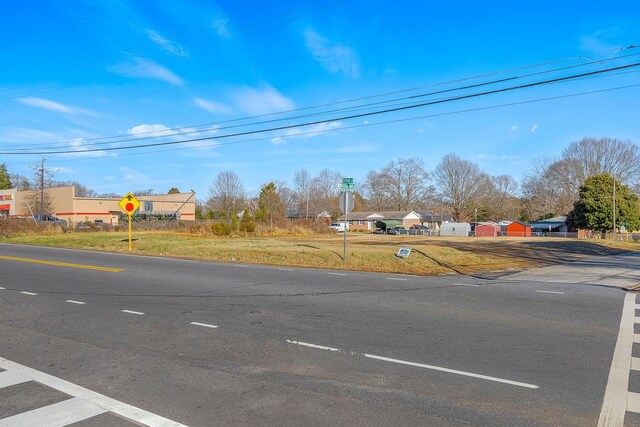 410 Spring St, Spartanburg, SC 29301 - photo 12