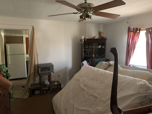 311 Arthur Blvd, Union, SC 29379 - bedroom featuring freestanding refrigerator and ceiling fan