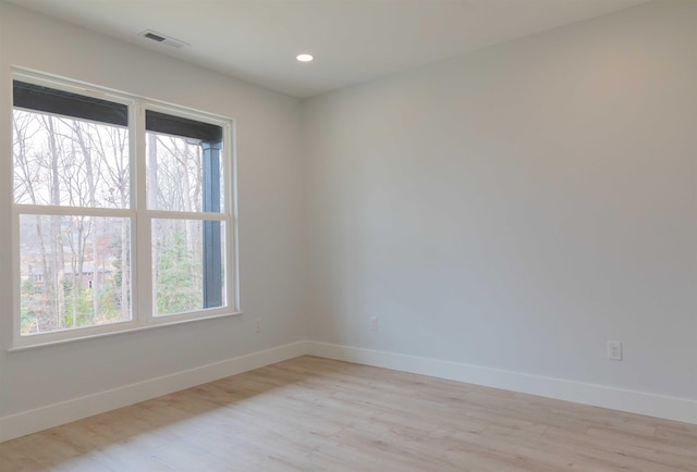 114 Robin Hill Dr, Inman, SC 29349 - empty room featuring plenty of natural light, wood finished floors, and recessed lighting