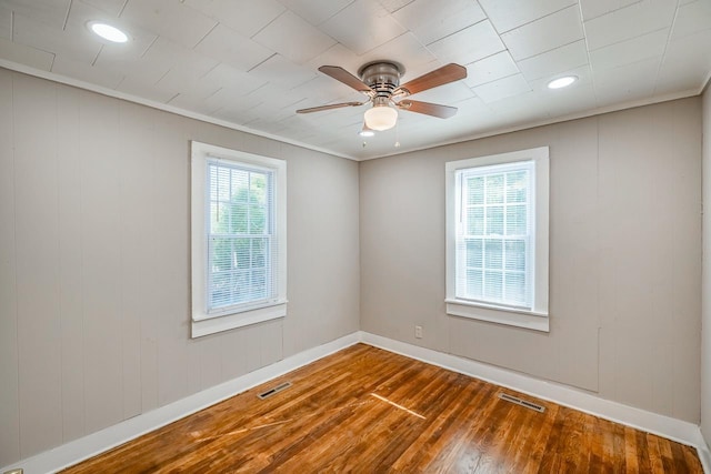 107 Ravenscroft St, Union, SC 29379 - empty room with hardwood / wood-style floors, ceiling fan, and recessed lighting