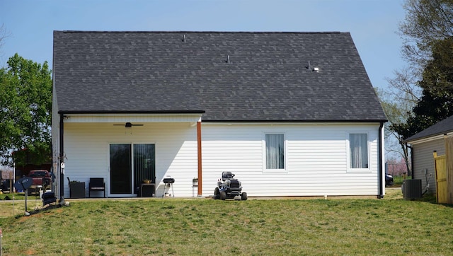 138 Lowe Rd, Chesnee, SC 29323 - rear view of house featuring a shingled roof, a lawn, and ceiling fan