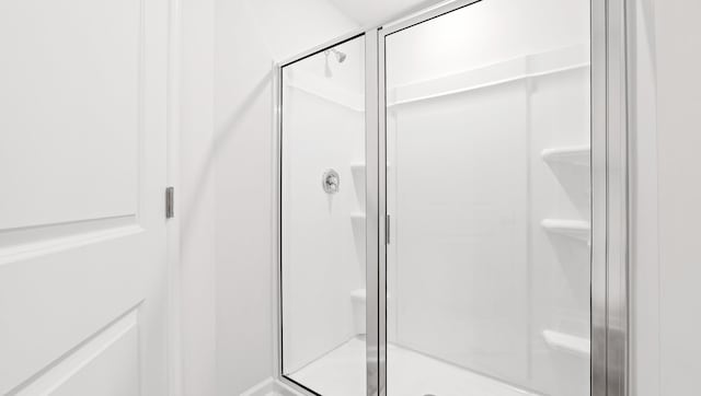 110 Sunriff Ct, Greer, SC 29651 - full bath with a shower stall