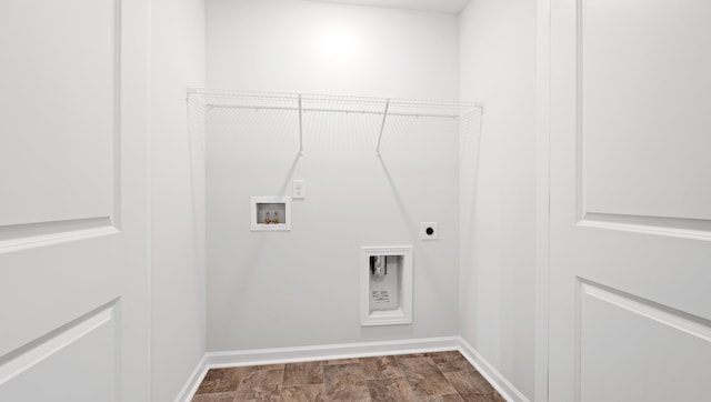 110 Sunriff Ct, Greer, SC 29651 - laundry area with washer hookup and electric dryer hookup