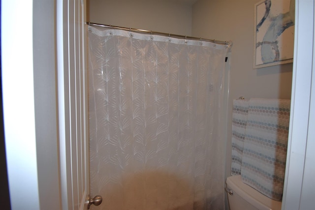 190 Colfax Dr, Boiling Springs, SC 29316 - full bathroom featuring curtained shower