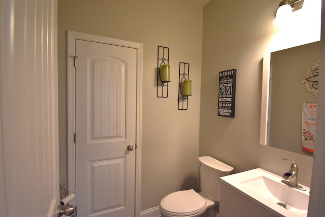 190 Colfax Dr, Boiling Springs, SC 29316 - half bath featuring vanity and toilet