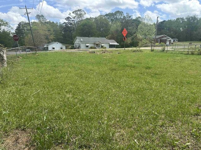 101 W Bluford St, Clinton, SC 29325 - photo 8