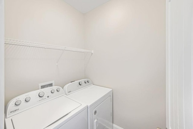 119 N Moore St, Duncan, SC 29334 - laundry room with washing machine and clothes dryer