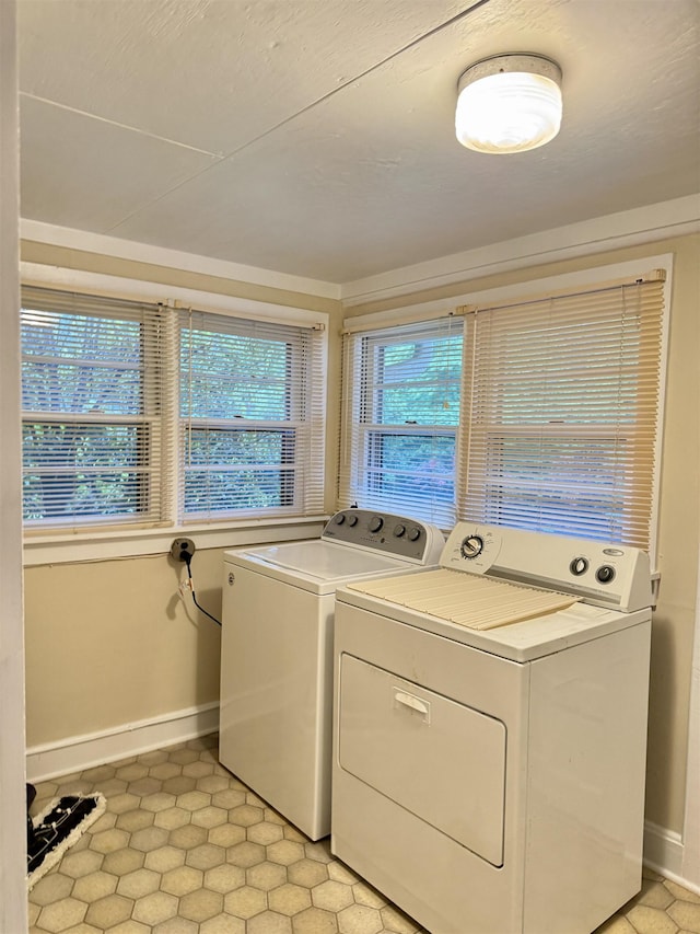8627 Valley Falls Rd, Boiling Springs, SC 29316 - washroom with washing machine and dryer and plenty of natural light