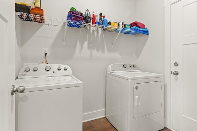 424 Granbury Dr, Duncan, SC 29334 - laundry area featuring washing machine and dryer and dark wood-style flooring
