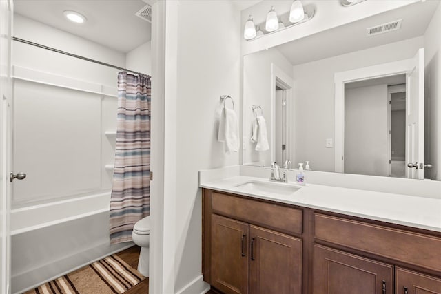 424 Granbury Dr, Duncan, SC 29334 - bathroom with vanity, shower / bath combo, and wood finished floors