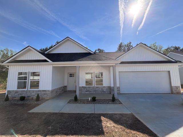 550 Vault Way, Roebuck, SC 29376 - photo 1