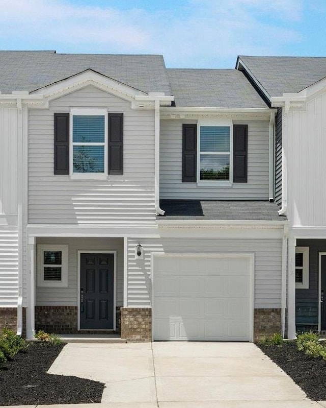 114 Arrow Ct, Greer, SC 29651 - photo 1