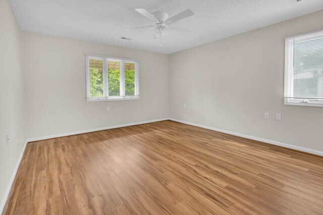 15 Sunbriar Dr, Greenville, SC 29615 - photo 18