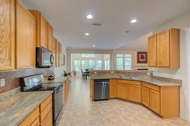 9 Emporia Ct, Fountain Inn, SC 29644 - photo 8