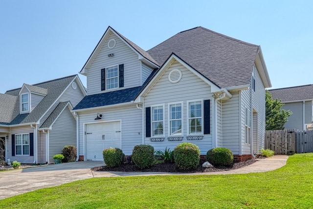 15 Arbours W Ln, Moore, SC 29369 - traditional-style house featuring concrete driveway and roof with shingles