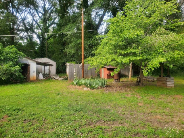 190 Beaverdam Church Rd, Enoree, SC 29335 - view of yard with a shed