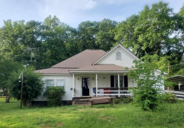 190 Beaverdam Church Rd, Enoree, SC 29335 - view of front facade with covered porch and a shingled roof