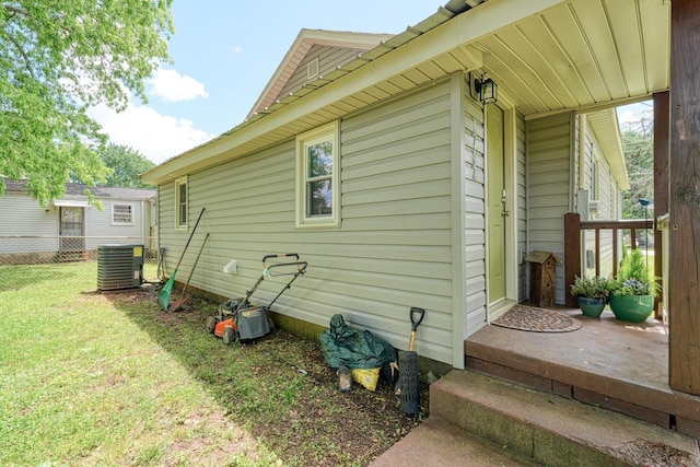 1762 New Cut Rd, Spartanburg, SC 29303 - view of side of home featuring a cooling unit