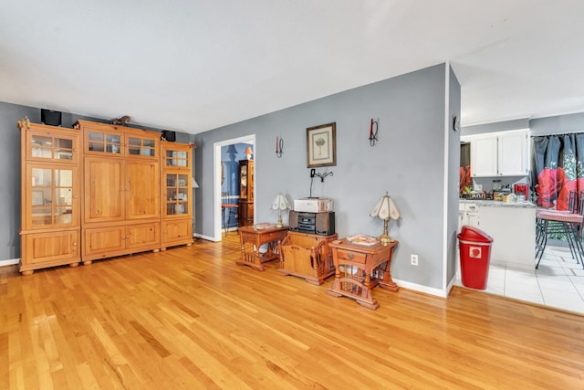 125 Greenway Ave, Union, SC 29379 - living area with light wood finished floors and baseboards