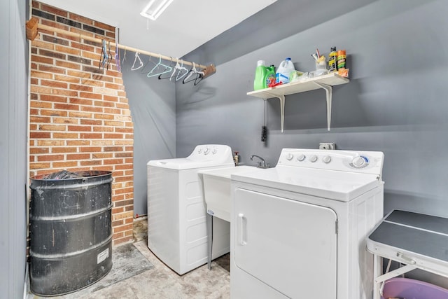 125 Greenway Ave, Union, SC 29379 - laundry area with washer and dryer