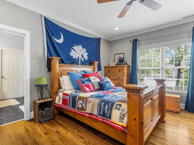 458 Carolina Club Dr, Spartanburg, SC 29306 - bedroom featuring wood finished floors, crown molding, ceiling fan, and recessed lighting