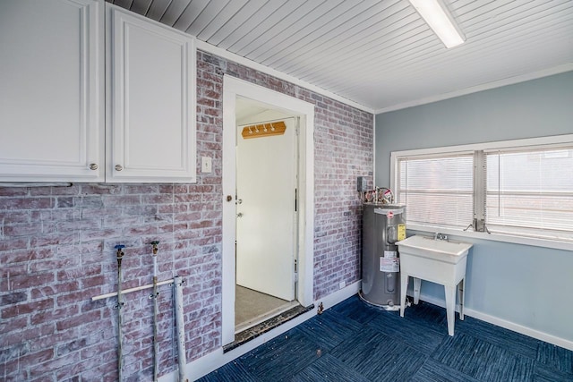 91 Lawrence St, Lyman, SC 29365 - entrance to property with electric water heater and a sink