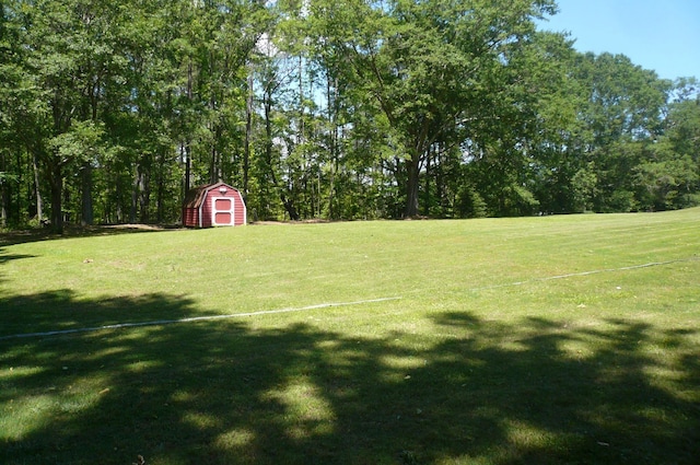 415 Abernathy Rd, Inman, SC 29349 - view of grassy yard with a storage unit
