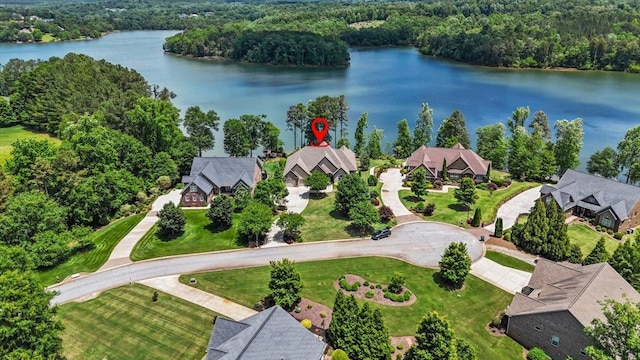 135 Neal Pointe Dr, Chesnee, SC 29323 - aerial view of residential area featuring a large body of water