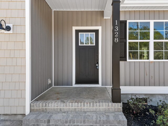 1328 Shoresbrook Rd, Spartanburg, SC 29301 - doorway to property featuring covered porch
