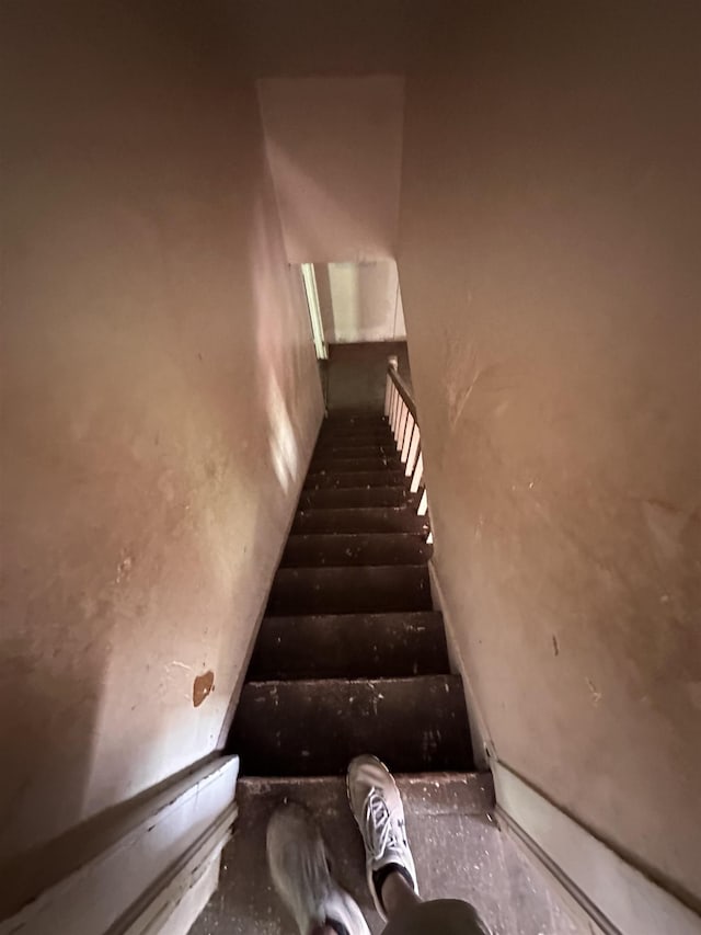 131 Furman St, Enoree, SC 29388 - view of staircase