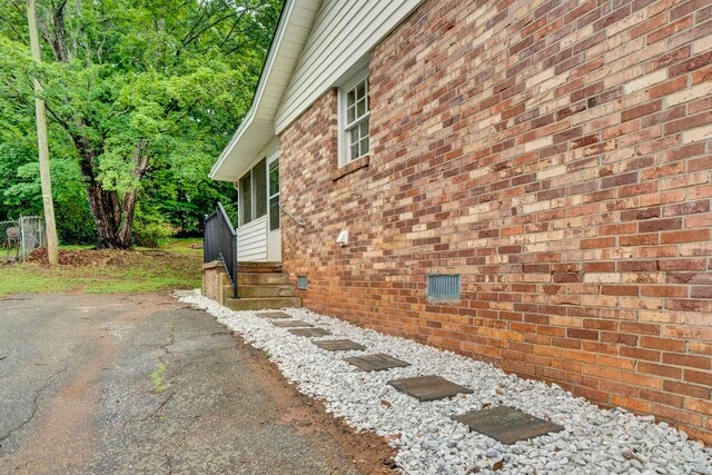 210 Fleetwood Dr, Greenville, SC 29605 - photo 33