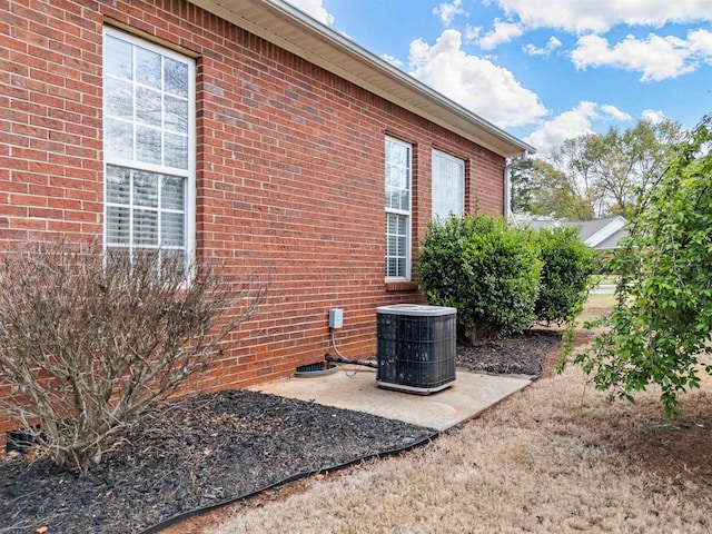 110 Hidden Ridge Dr, Spartanburg, SC 29301 - view of side of home with brick siding and a patio area