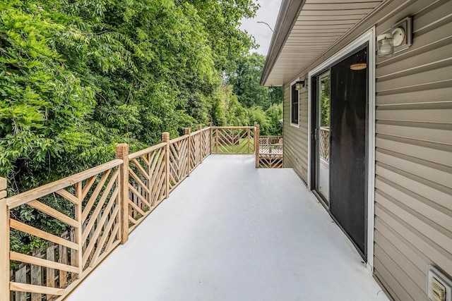 2250 Hickory Dr, Spartanburg, SC 29302 - view of wooden terrace