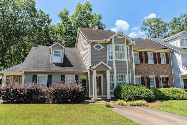 215 Woodburn Club Ln, Spartanburg, SC 29307 - photo 1